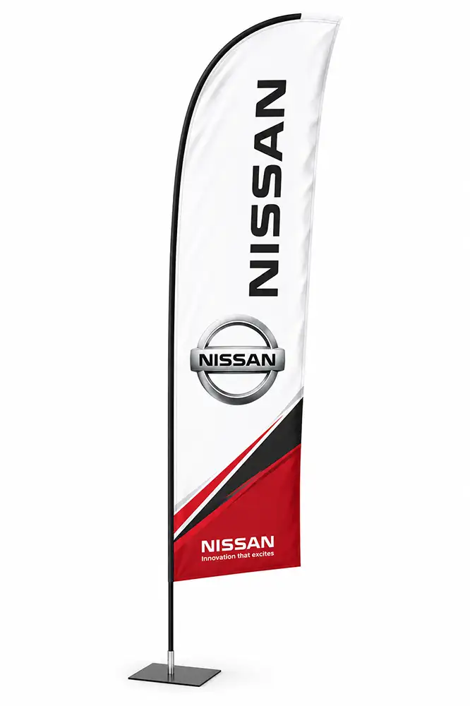 Bandiera a pinna NISSAN con stampa sublimazione a colori e basamento in acciaio colore NERO